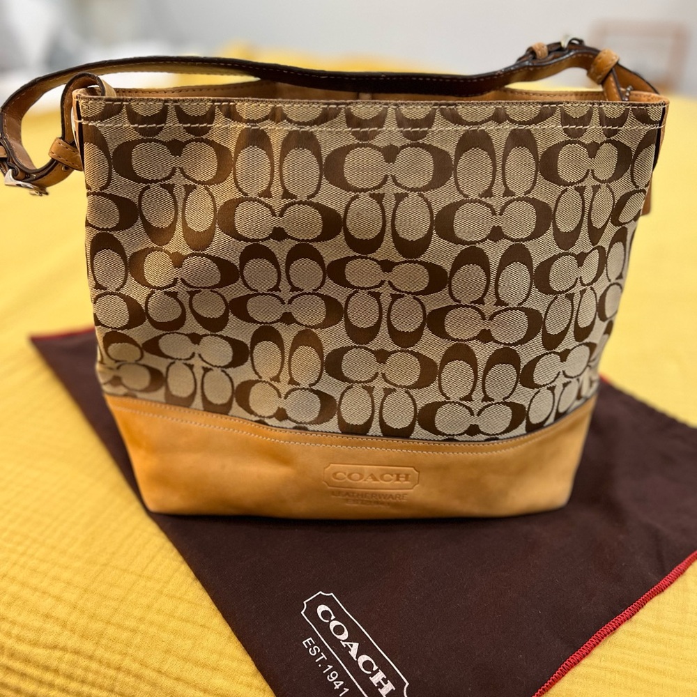 ✨ COACH Y2K  signature monogram hobo shoulder bag ✨